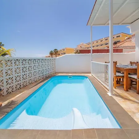 וילה Alba Regia Catarthome - Private Pool