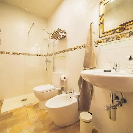 Alba Regia Catarthome - Private Pool וילה אדחה