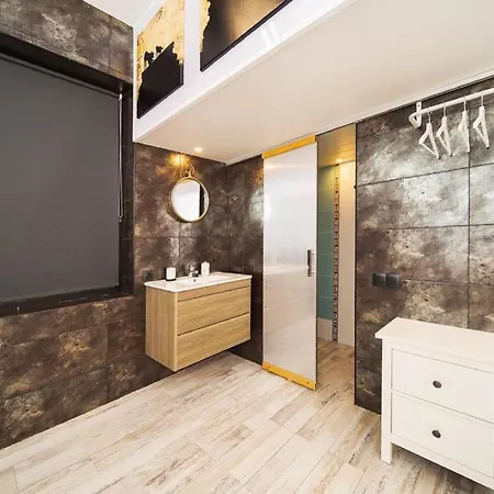 וילה Alba Regia Catarthome - Private Pool אדחה
